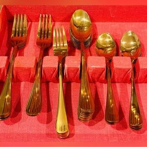 Original Vintage Gold Plate Flatware Silverware Fine Art Utensils Service for 8